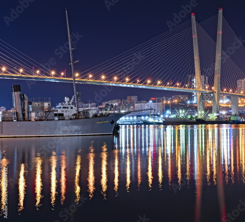 city bay bridge at night