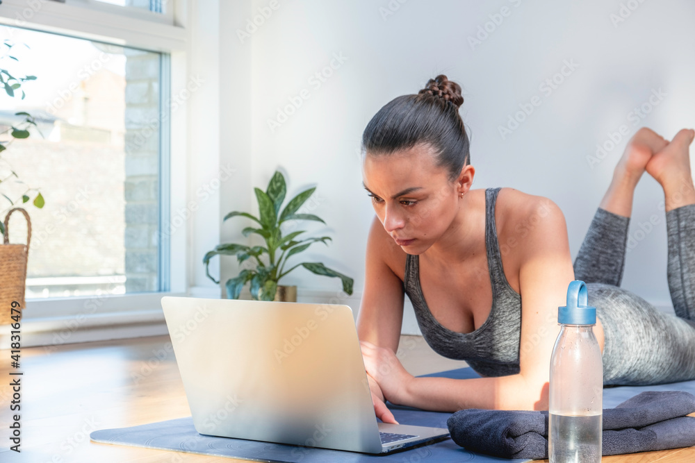 Obraz premium having tips on the website to get more skills