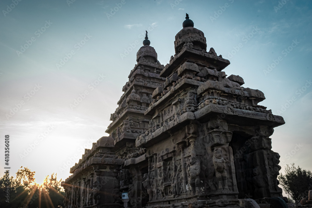 Shore temple built by Pallavas is UNESCO World Heritage Site located at Great South Indian architecture, Tamil Nadu, Mamallapuram or Mahabalipuram