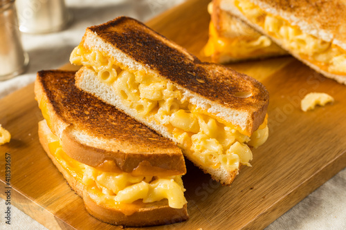 Homemade Grilled Macaroni and Cheese Sandwich
