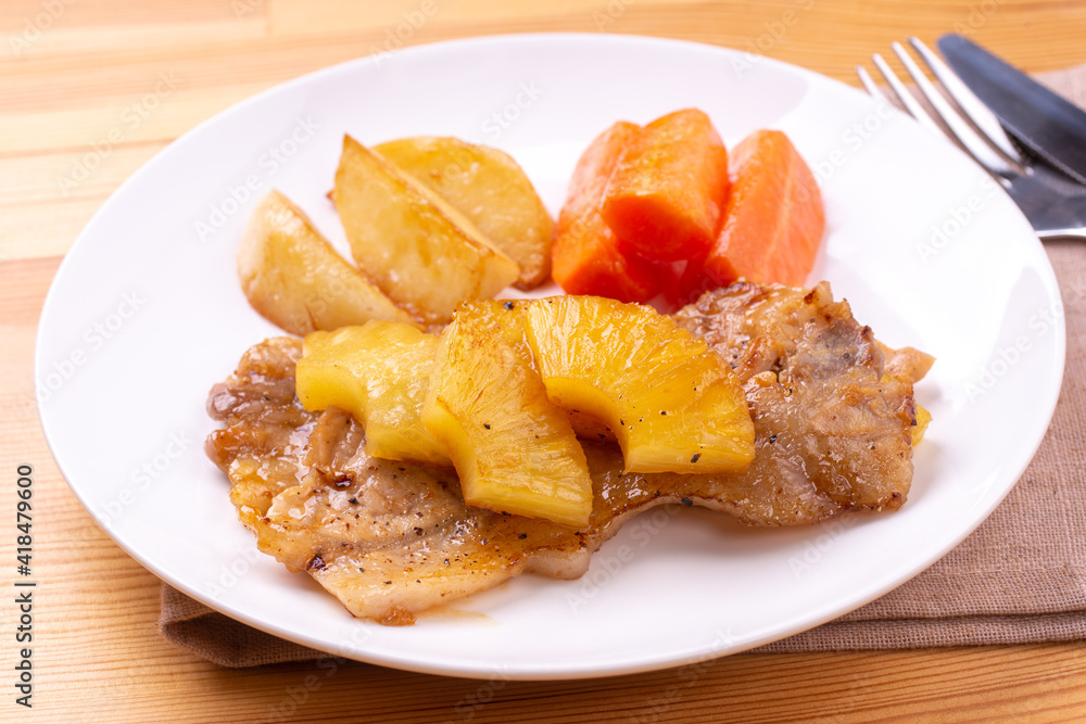 ポークソテーパイナップルソース