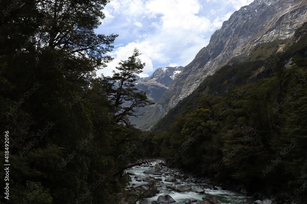 Fototapeta premium Mountain Views in Milford Sound New Zealand