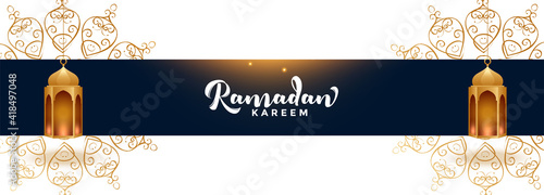 ramadan kareem traditional banner with islamic lamps