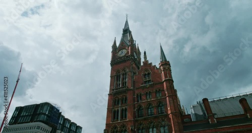 Hyperlapse of spectacular building with clock, London, Europe