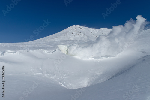 北海道 大雪山旭岳の冬の風景