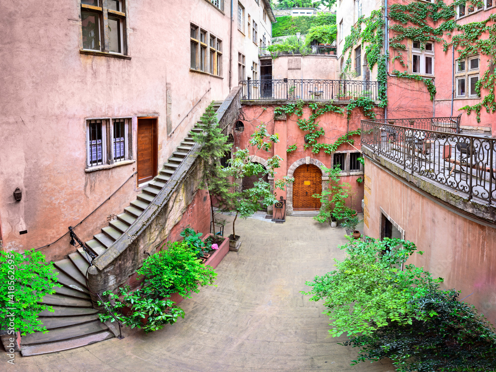 Old Lyon: the Crible house  in the courtyard of the Pink Tower