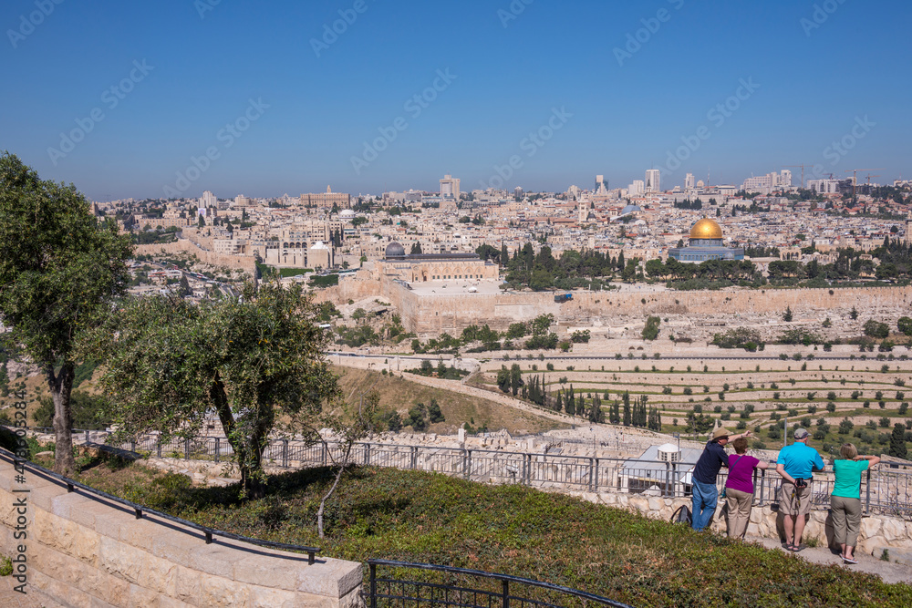Mirador en el monte de Los Olivos y vista de la ciudad de Jerusalén capital de Israel
