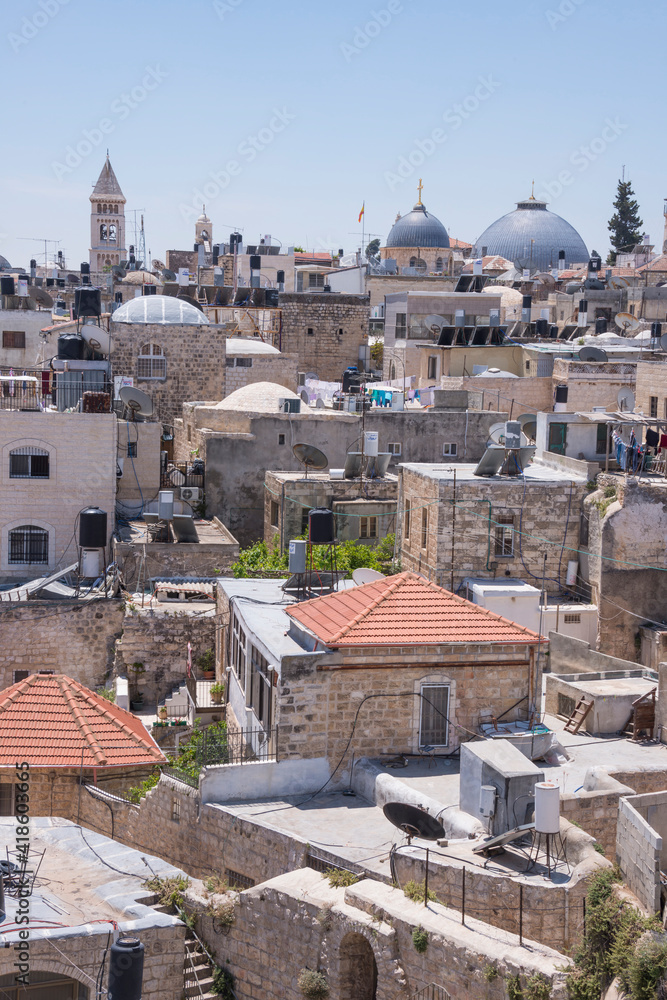 Vista del viejo casco histórico de la ciudad de Jerusalén desde las murallas