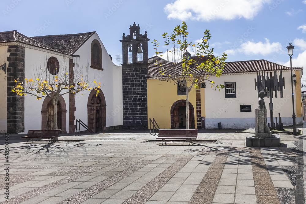 Obraz premium Roman Catholic Church of the Saint Dominic of Guzman (Iglesia de Santo Domingo de Guzman, 1527) in San Cristobal de La Laguna, Tenerife, Canary Islands, Spain.