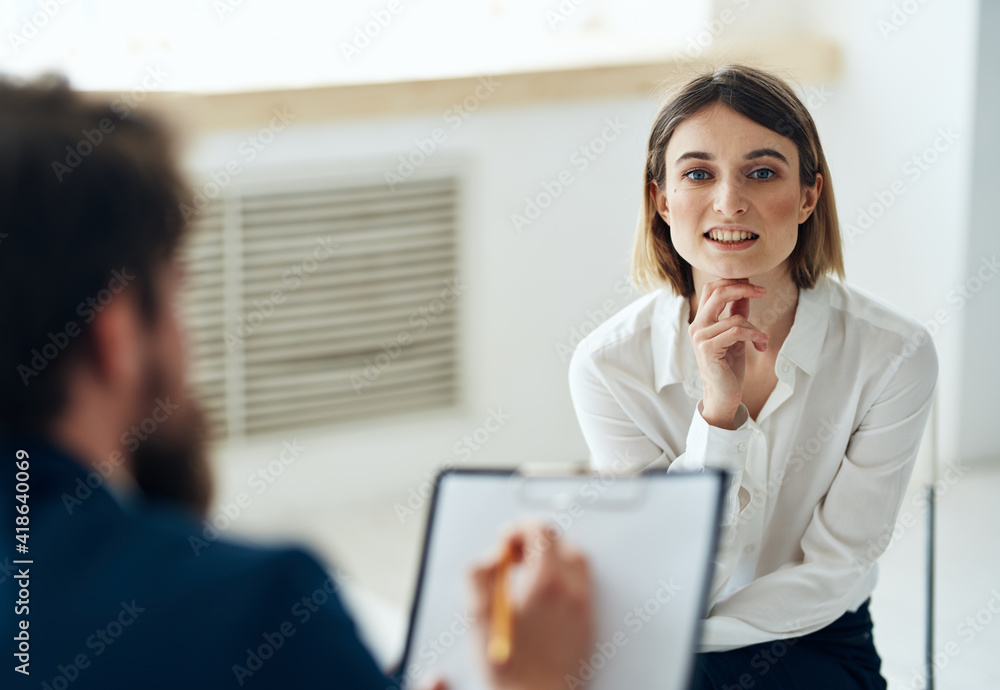 woman in consultation with a psychotherapist message health diagnosis woman in consultation with a psychotherapist message health diagnosis