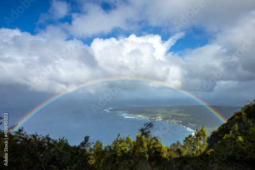 モロカイ島の虹