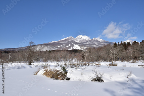 冬の妙高山 © Kazuaki house