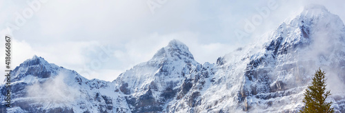 Fototapeta Naklejka Na Ścianę i Meble -  Canadian mountains