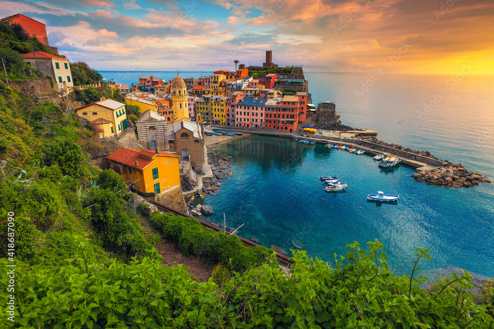 Vernazza village view from the hiking trail, Cinque Terre, Italy