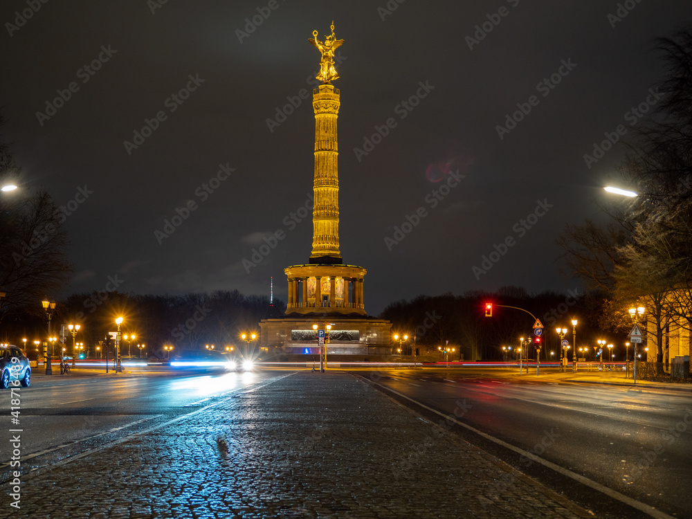 Victory column at night Berlin