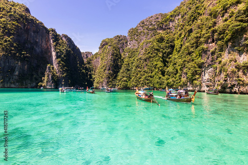 Beautiful turquoise ocean of Pileh Lagoon is a very beautiful place and one of the popular tourist attractions in Phi Phi Le island in Krabi, Thailand . © pjjaruwan