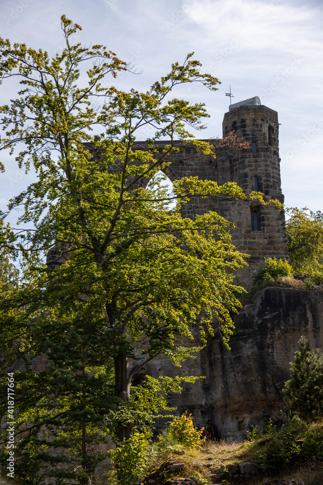 Fototapeta premium Kloster- und Burg-Ruine Oybin