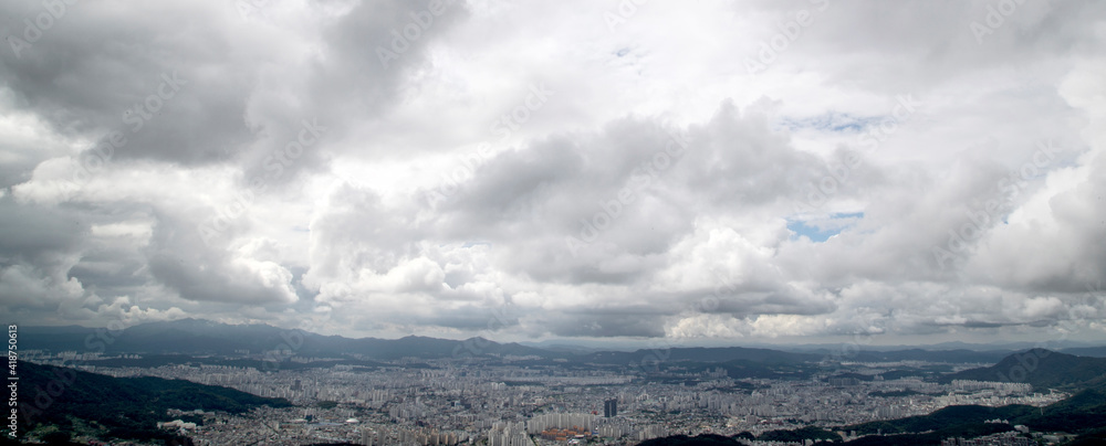 Obraz premium 구름, 도시, 하늘 