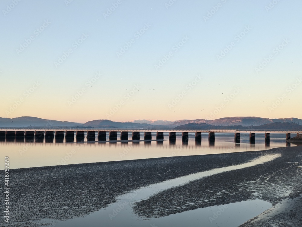 Obraz premium Arnside Viaduct at Sunset during Winter