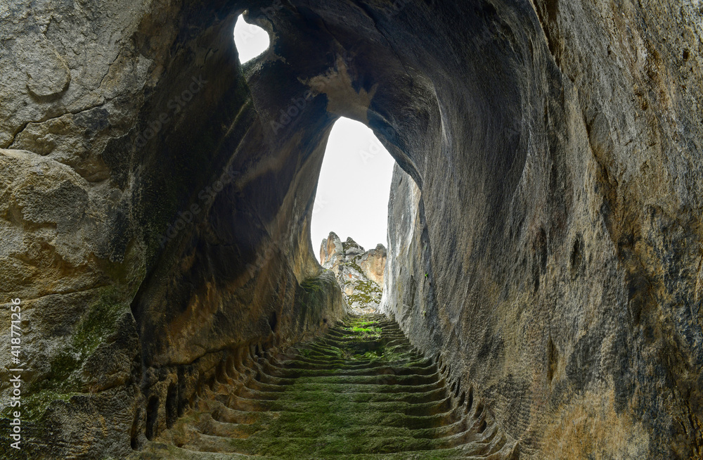 Obraz premium Old Secret Passage 