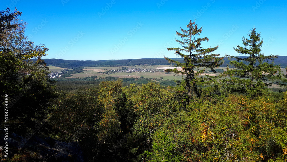 Blick ins Hunsrück von der Traumschleife Kirschweiler Festung des Saar-Hunsrück-Steig