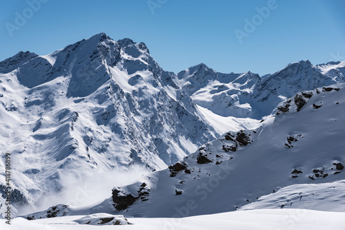 Bergpanorama im Lüsener Tal mit Blick auf Hohe Viller Spitze