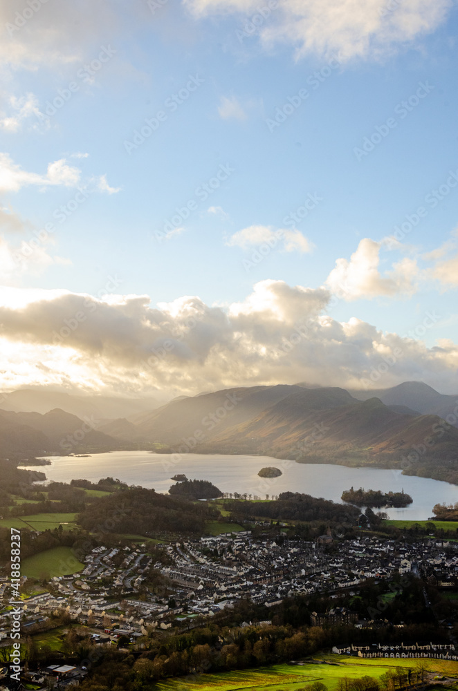 Fototapeta premium Beautiful sunny landscape over a valley in the Lake District, UK, England 
