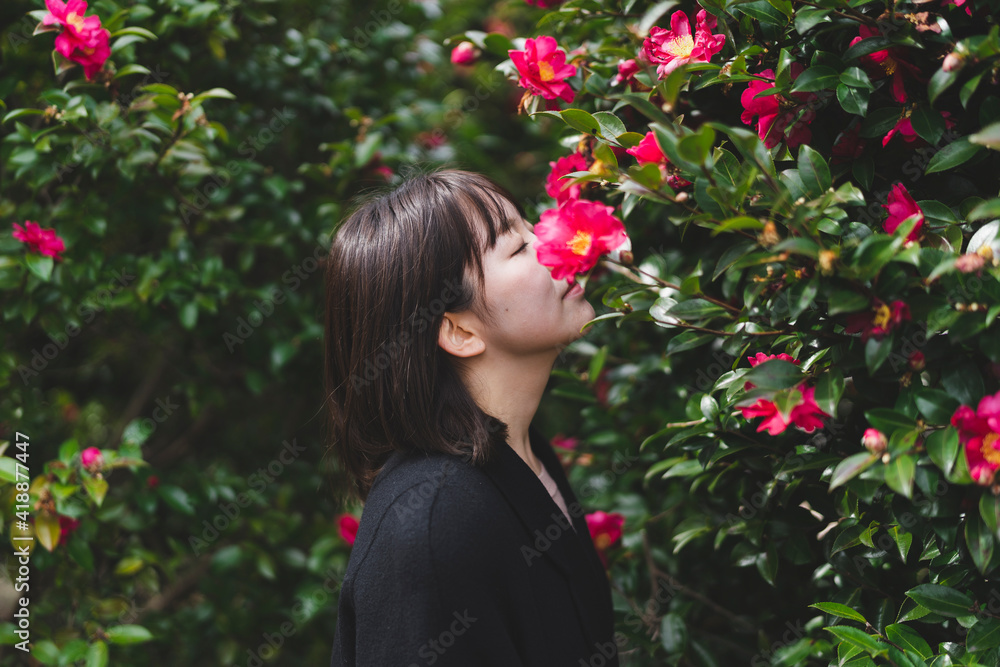 公園の女性 公園の女性