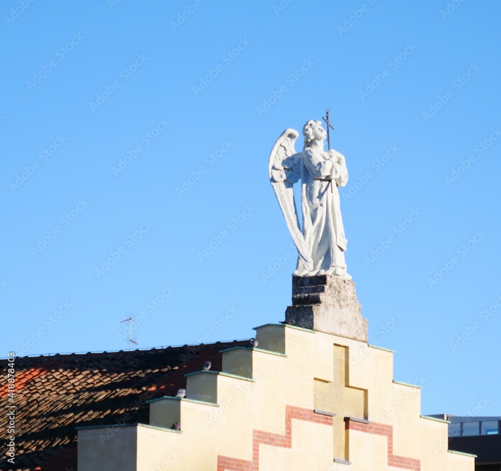 Obraz premium Statua di angelo