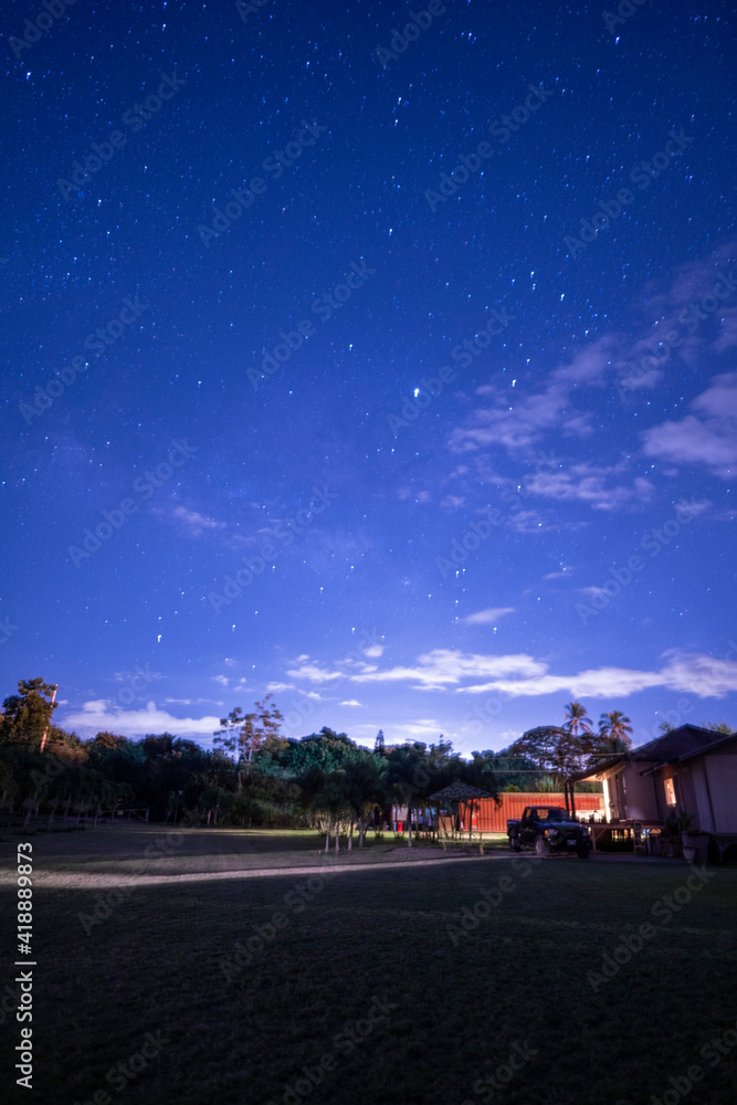 ハワイ：ハレイワ夏の星空