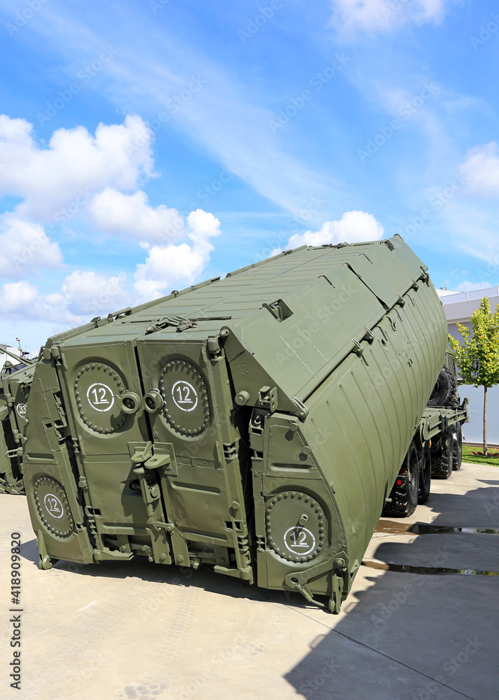 Obraz premium Pontoon in folded position