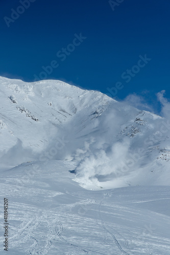 北海道　大雪山旭岳の冬の風景