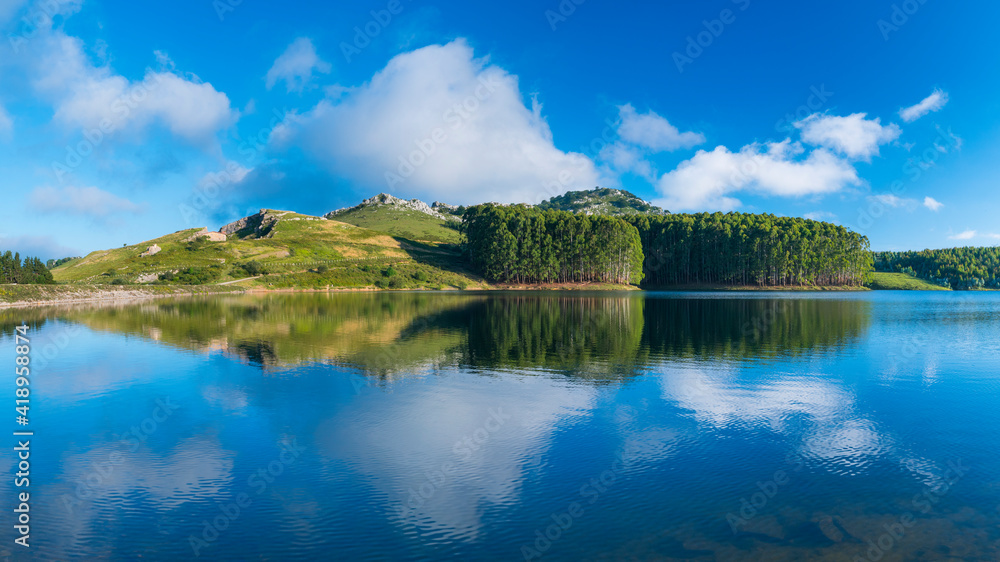 El Juncal reservoir - Embalse de El Juncal, Río Chirlia, Guriezo, MOC Montaña Oriental Costera, NATURA 2000, Cantabria, Spain, Europe El Juncal reservoir - Embalse de El Juncal, Río Chirlia, Guriezo, MOC Montaña Oriental Costera, NATURA 2000, Cantabria, Spain, Europe