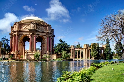 The Palace of Fine Arts in the marina district in San Fransisco