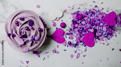 Pastry - Purple muffins for National Woman Day