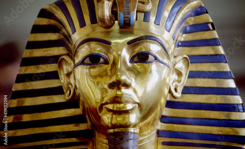 エジプト　ツタンカーメン　黄金のマスク