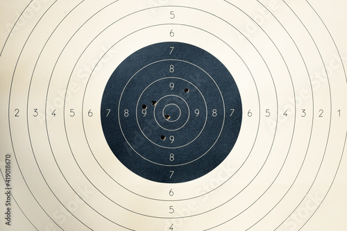 Obraz na płótnie Target with numbers for shooting at a shooting range