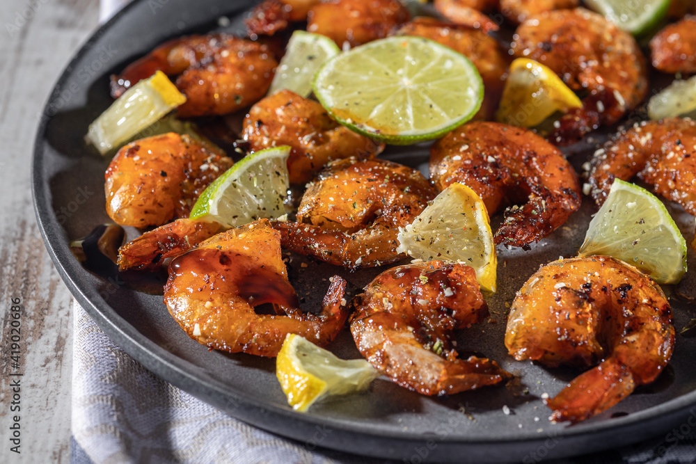Grilled fried prawns with garlic, lemon and herbs Grilled fried prawns with garlic, lemon and herbs