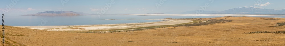 Fototapeta premium The Great Salt Lake landscape
