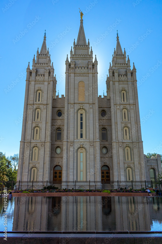 The beautiful Mormon Temple.