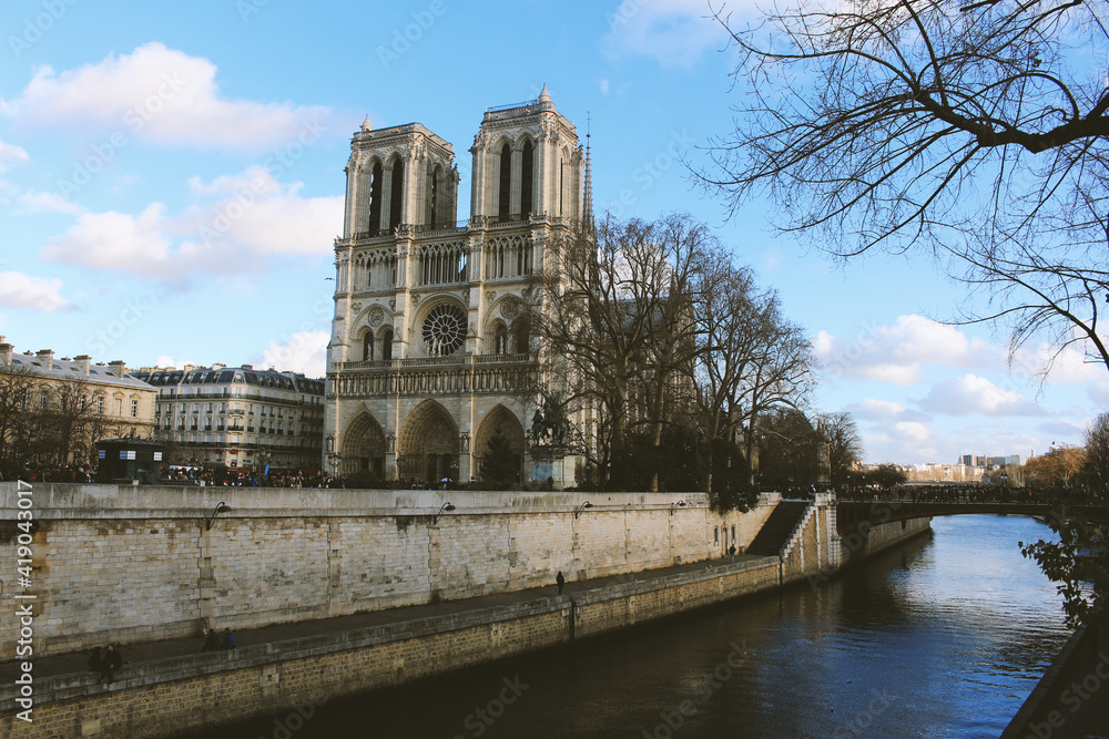 Obraz premium notre dame cathedral