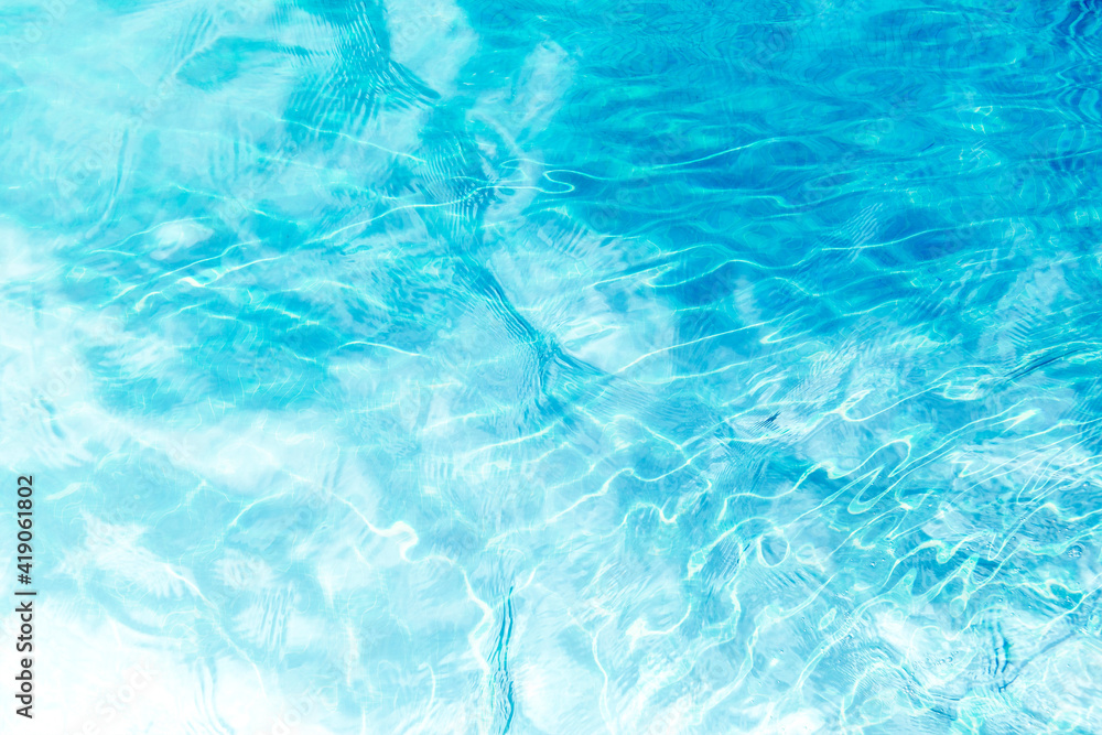 水紋と波紋の水面背景テクスチャ Stock Photo | Adobe Stock