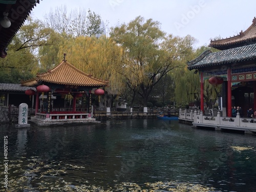 A pavilion near the Baotu Spring photo