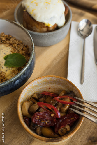 mushrooms with pepper