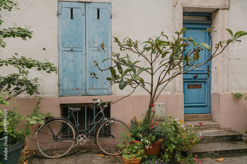 
small street with a bike in paris