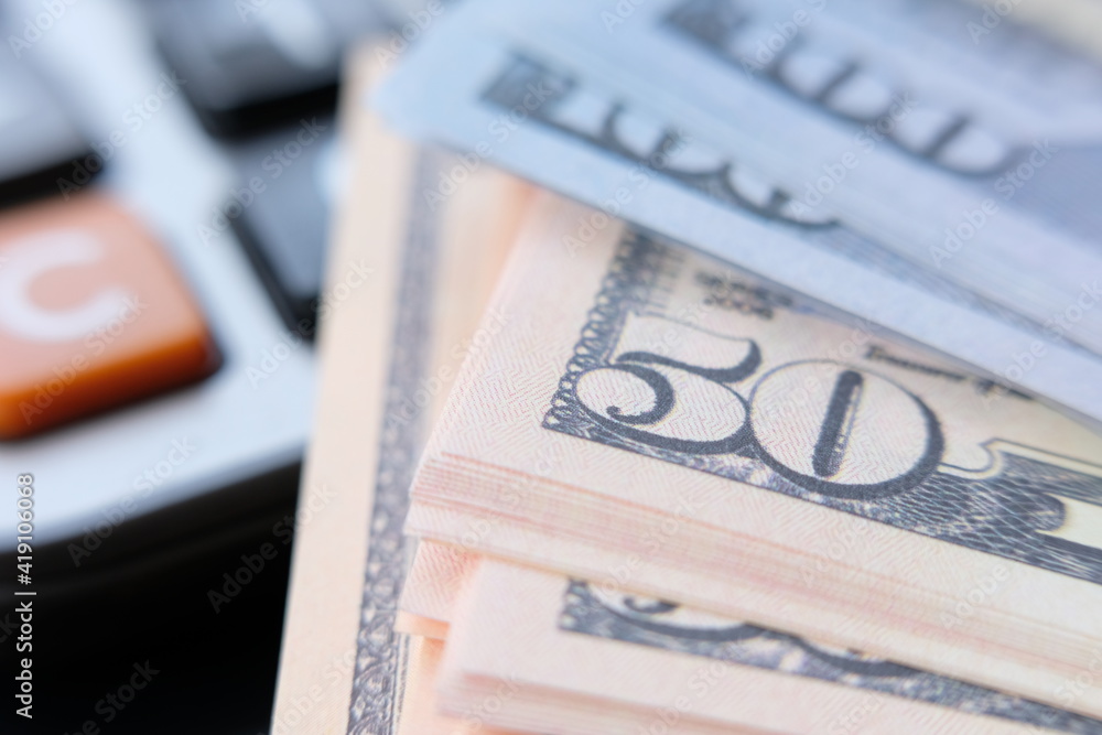 Obraz premium banknote money background and saving money and business growth concept, finance and investment concept