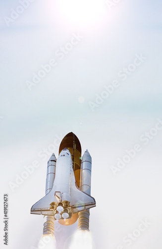 Fototapeta Naklejka Na Ścianę i Meble -  Rocket liftoff. The elements of this image furnished by NASA.