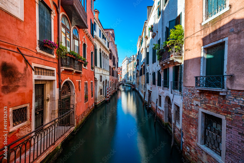 Canal in Venezia - obrazy, fototapety, plakaty 