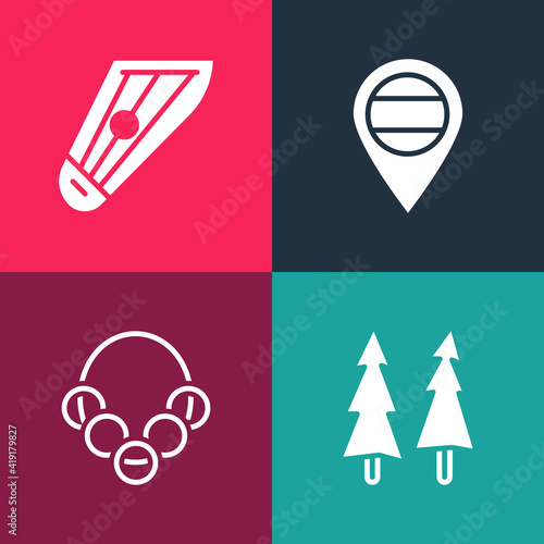 Set pop art Christmas tree, Russian bagels, Location and Kankles icon. Vector.
