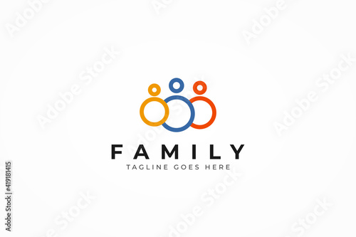 Abstract People Logo. Colorful Circle Line Linked Human Icon Infinity Style isolated on White Background. Usable for Teamwork and Family Logos. Flat Vector Logo Design Template Element.